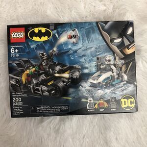 New LEGO 76118 Mr Freeze Batcycle Battle Batman Robin Building Toy Retired